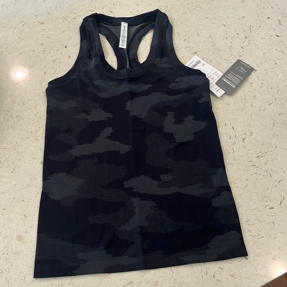 Athleta Momentum Camo Tank